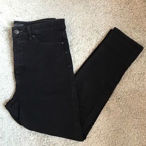 Uniqlo High-Rise Ultra Stretch Skinny Jeans
